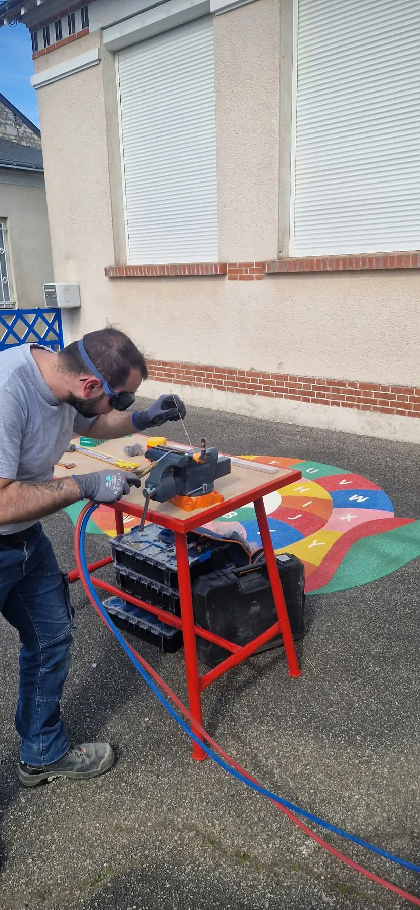 Assemblage de raccords en cuivre — Le geste sur le chantier